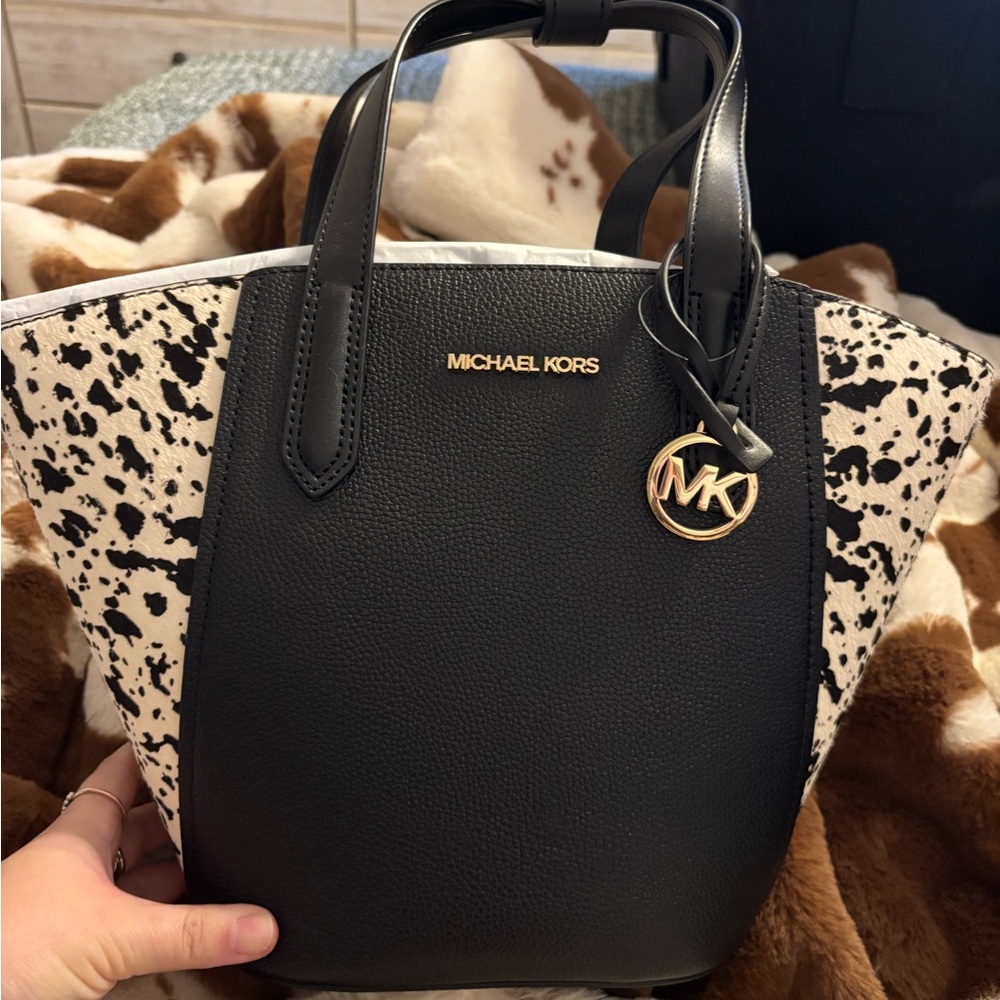Cow hide Michael Kors Tote bag